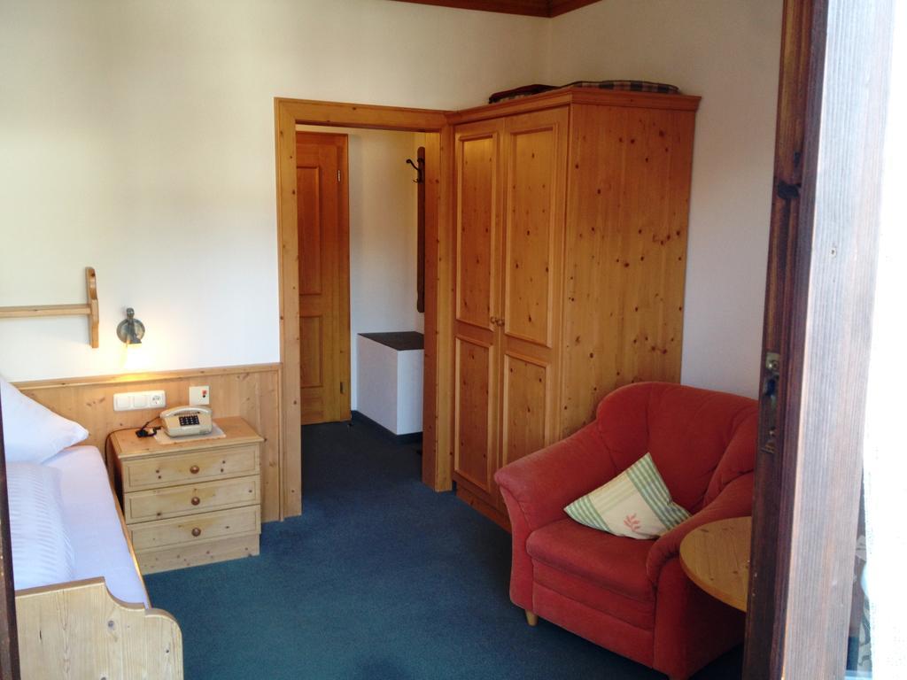 Kur- Und Ferienhotel Haser Oberstaufen Pokoj fotografie